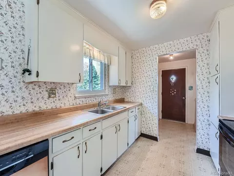 Undisclosed, Arvada, CO 80003 photo 12