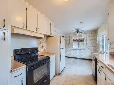 Undisclosed, Arvada, CO 80003 photo 11