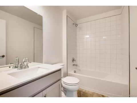 27657 E Maple Ave, Aurora, CO 80018 photo 16