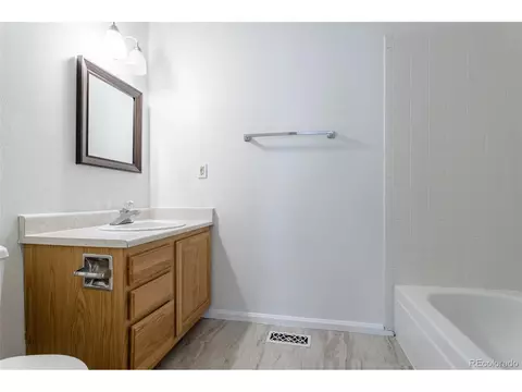 8463 Everett Way #B, Arvada, CO 80005 photo 15