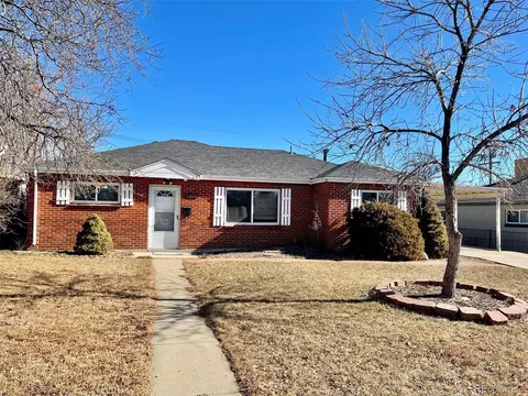 9330 Rose Ct, Thornton, CO 80229