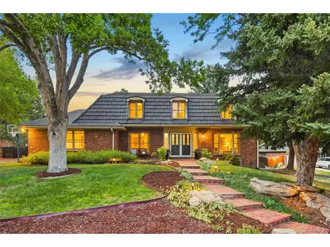 7291 W Morraine Dr, Littleton, CO 80128