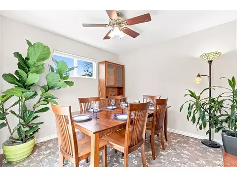 Dining - 317 3rd Ave, Lyons, CO 80540 photo 2 of 4