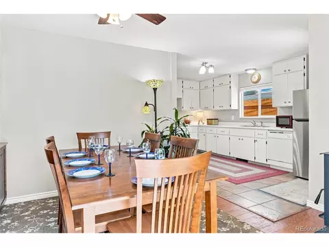 Dining - 317 3rd Ave, Lyons, CO 80540 photo 4 of 4