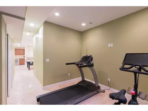 8592 E Iliff Dr, Denver, CO 80231 photo 16