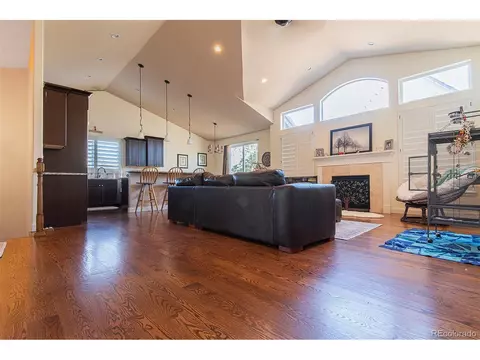 8592 E Iliff Dr, Denver, CO 80231 photo 3