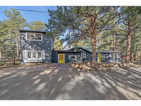 638 Kinnikinnik Hl, Golden, CO 80401