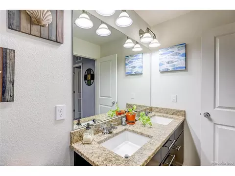 8321 E 33rd Ave, Denver, CO 80238 photo 18