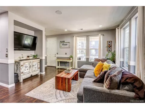 8321 E 33rd Ave, Denver, CO 80238 photo 5