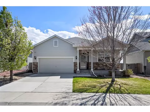 401 Clubhouse Dr, Fort Lupton, CO 80621