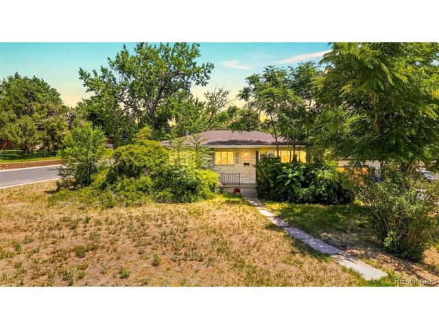 4900 S Kalamath Dr, Englewood, CO 80110