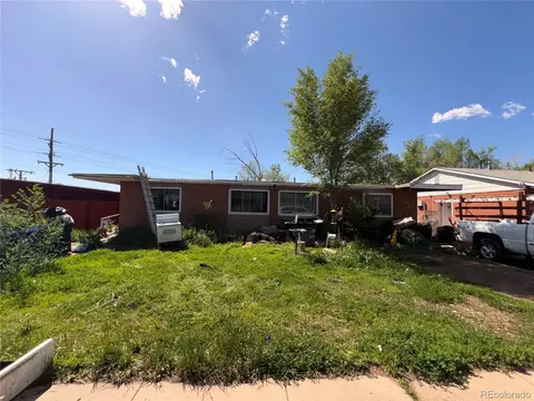 381 Fairway S, Colorado Springs, CO 80906