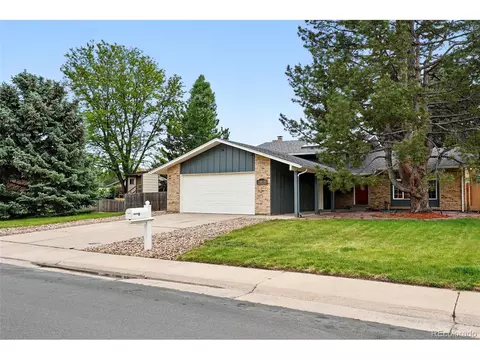 2495 S Lansing Way, Aurora, CO 80014