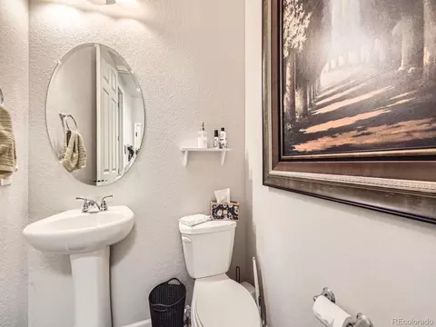 19085 Robins Dr, Denver, CO 80249 photo 14
