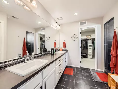 19085 Robins Dr, Denver, CO 80249 photo 17