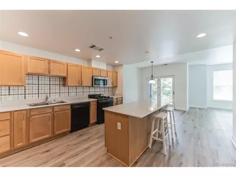 1631 N Emerson St #205, Denver, CO 80218
