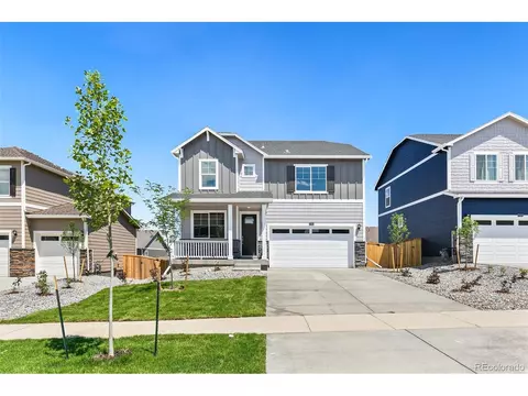 27484 E Byers Ave, Aurora, CO 80018
