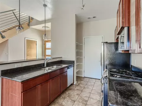 3133 Blake St #5, Denver, CO 80205 photo 7