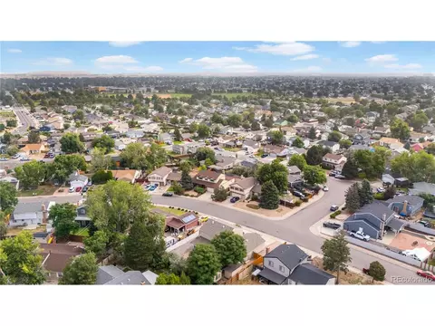 4631 Anaheim Ct, Denver, CO 80239 photo 48