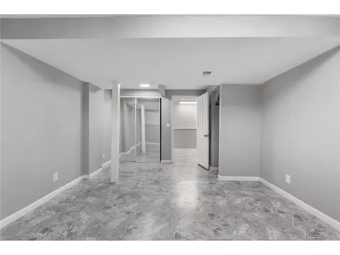 4631 Anaheim Ct, Denver, CO 80239 photo 21