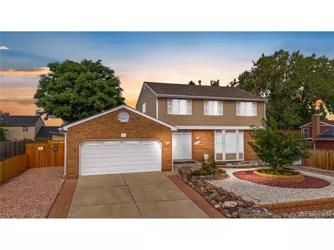 4631 Anaheim Ct, Denver, CO 80239 photo 42