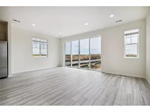 24682 E 38th Ave, Aurora, CO 80019 photo 8