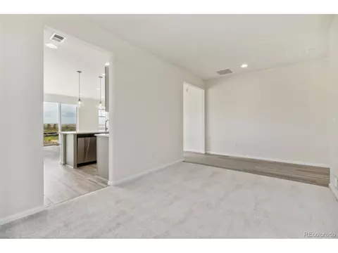 24682 E 38th Ave, Aurora, CO 80019 photo 9