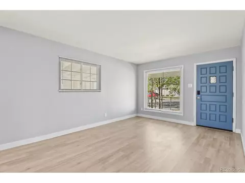 Living - 940 Vaughn St, Aurora, CO 80011 photo 3 of 5