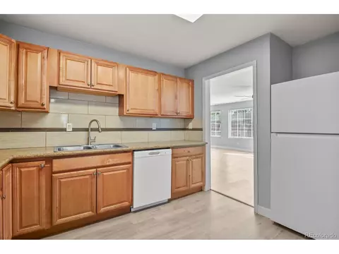 Kitchen - 940 Vaughn St, Aurora, CO 80011 photo 1 of 2