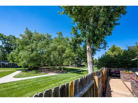 12618 E Bates Cir, Aurora, CO 80014 photo 4