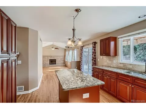 20992 E Crestline Cir, Centennial, CO 80015 photo 8