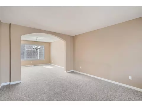 20992 E Crestline Cir, Centennial, CO 80015 photo 4