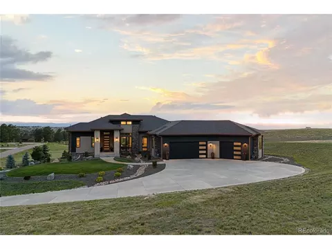 Exterior - 10689 Shadow Pines Rd, Parker, CO 80138 photo 2 of 7