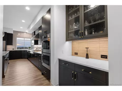 Kitchen - 10689 Shadow Pines Rd, Parker, CO 80138 photo 6 of 7