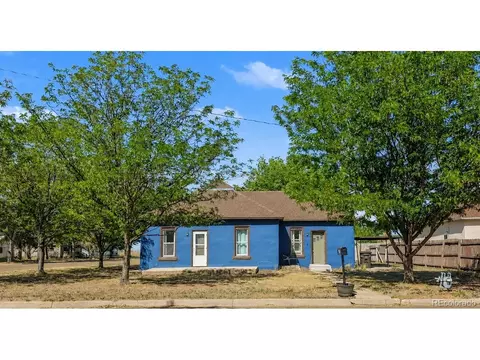 420 Vine St, Julesburg, CO 80737