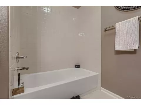 Undisclosed, Aurora, CO 80018 photo 18