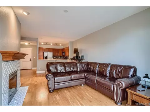 9079 E Panorama Cir #207, Englewood, CO 80112 photo 4