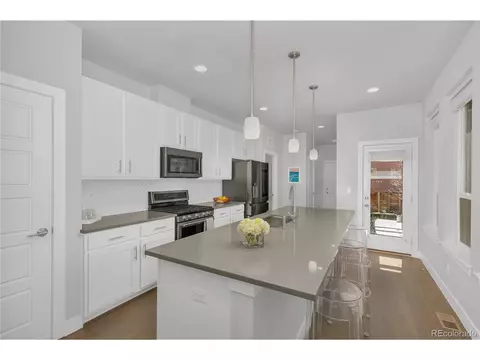 10870 E 26th Ave, Aurora, CO 80010 photo 8