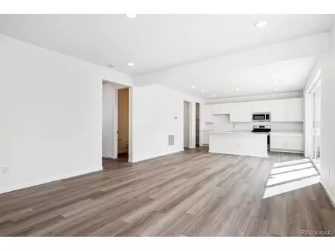 45934 Gentry Ave, Bennett, CO 80102 photo 6
