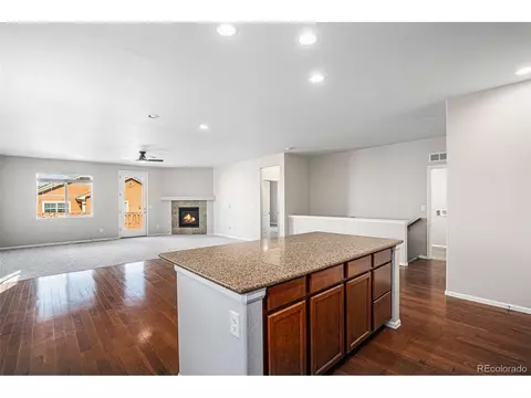 25857 E Maple Pl, Aurora, CO 80018 photo 9
