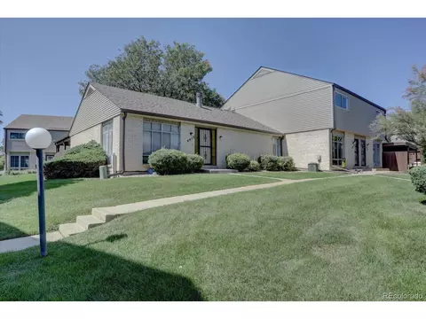 4417 W Ponds Cir, Littleton, CO 80123