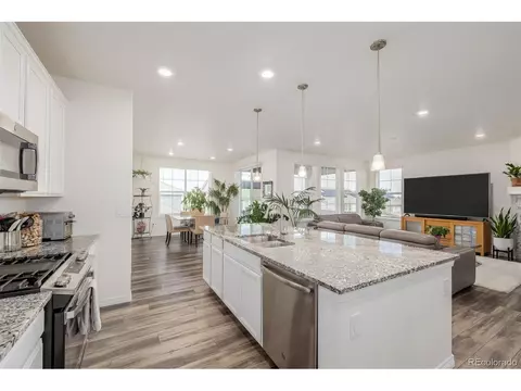 16293 Mount Mestas Way, Broomfield, CO 80023