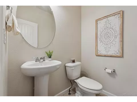 Bath - 6348 Union Ave, Longmont, CO 80504 photo 1 of 6
