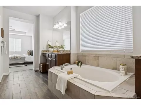 Bath - 6348 Union Ave, Longmont, CO 80504 photo 3 of 6