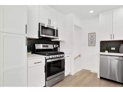 3350 N Vine St, Denver, CO 80205 photo 9