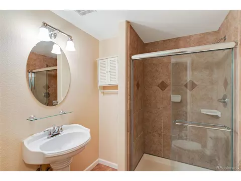 20436 Euclid Dr, Centennial, CO 80016 photo 34