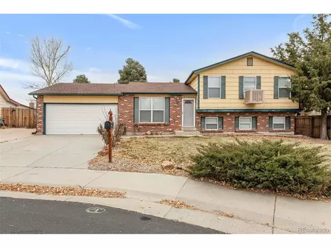 17863 E Idaho Pl, Aurora, CO 80017