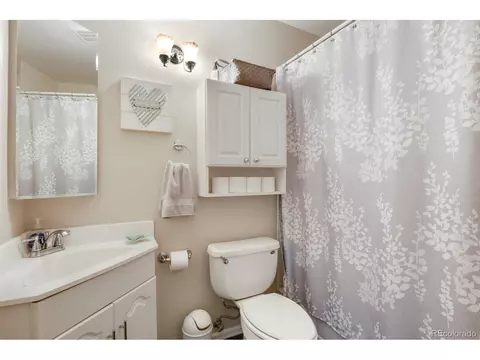 16611 E Ithaca Pl, Aurora, CO 80013 photo 11