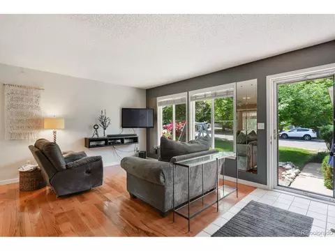 16611 E Ithaca Pl, Aurora, CO 80013 photo 4