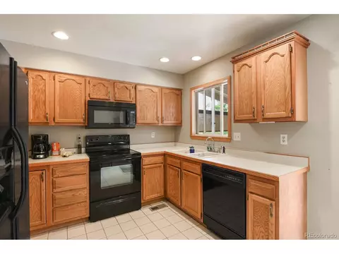 16611 E Ithaca Pl, Aurora, CO 80013 photo 8